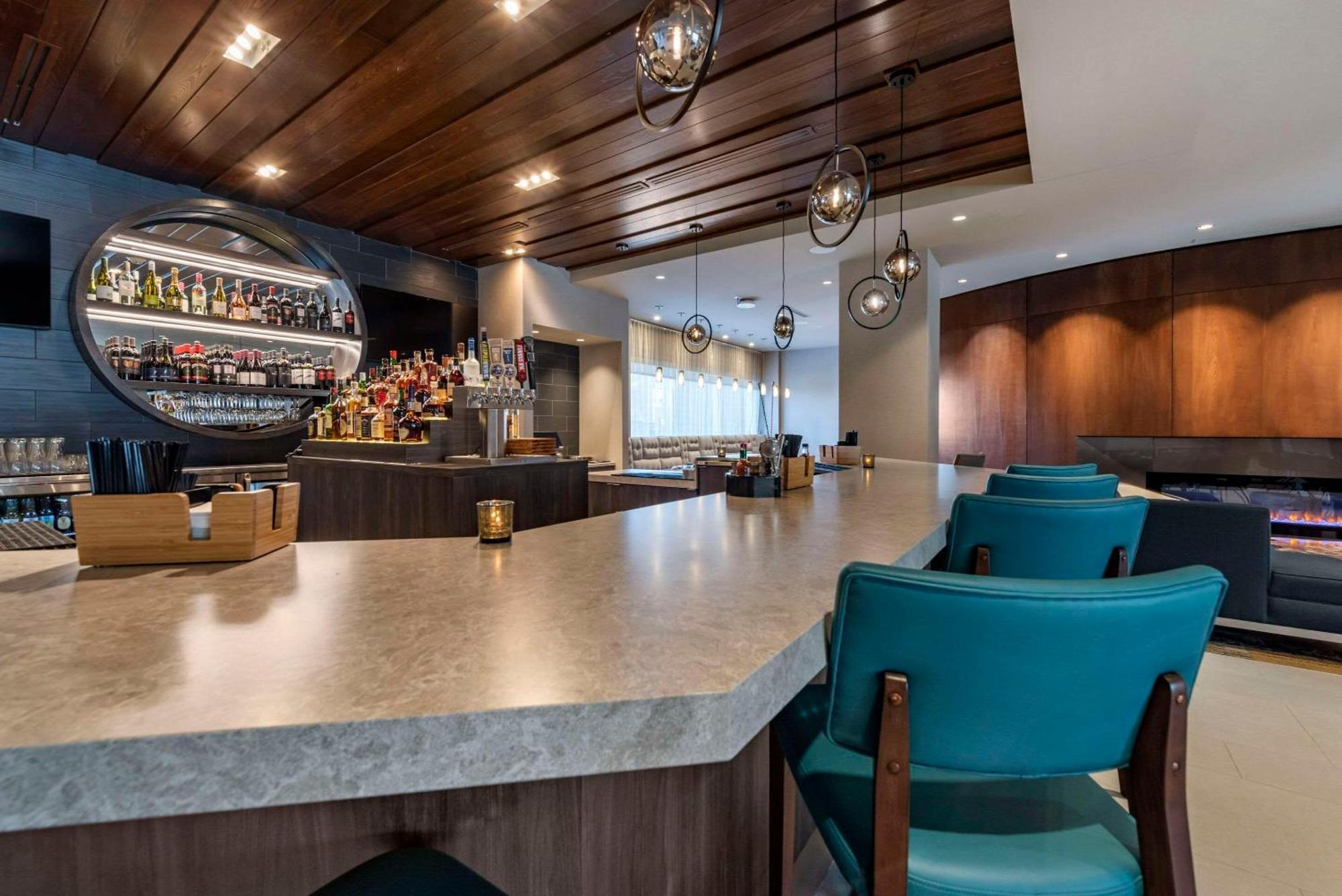 Hotel Cambria Downtown